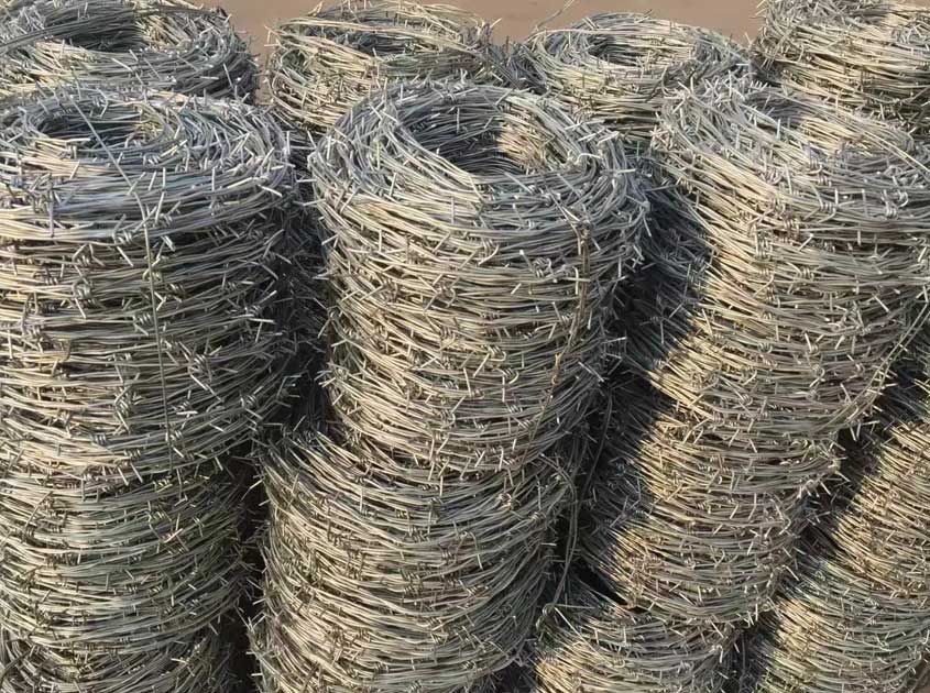 Alambre de Púas: La Seguridad Perimetral Definitiva para Proyectos Agrícolas e Industriales