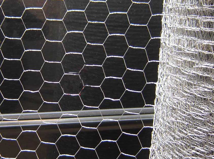 Rollos de Malla Hexagonal: Una Ayuda Versátil para la Construcción y la Agricultura