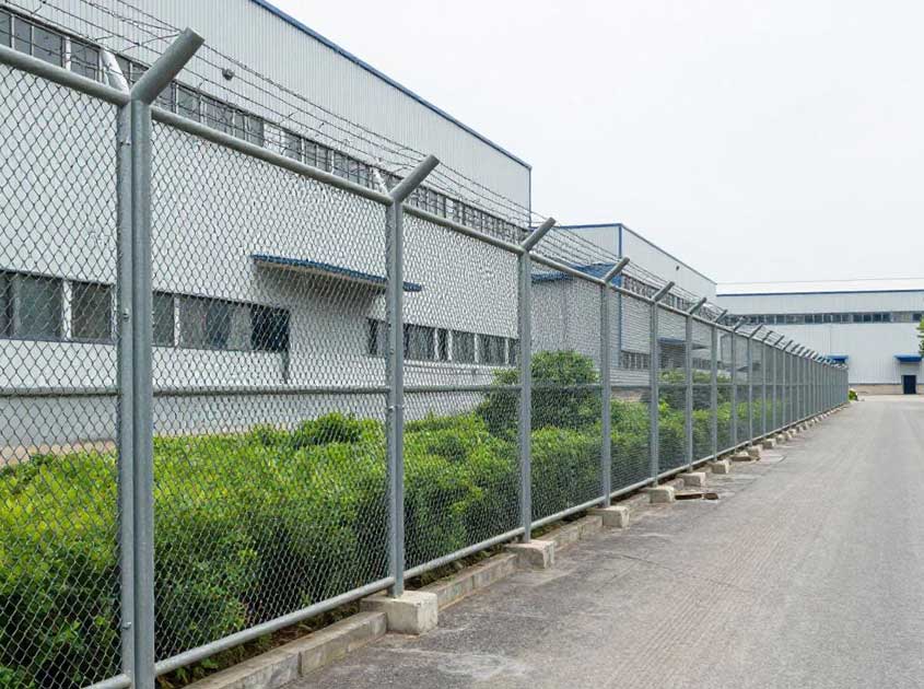 Tamaños y paneles de cercas de alambre de cadena personalizados para proyectos grandes Tamaños y paneles de cercas de alambre de cadena personalizados para proyectos grandes